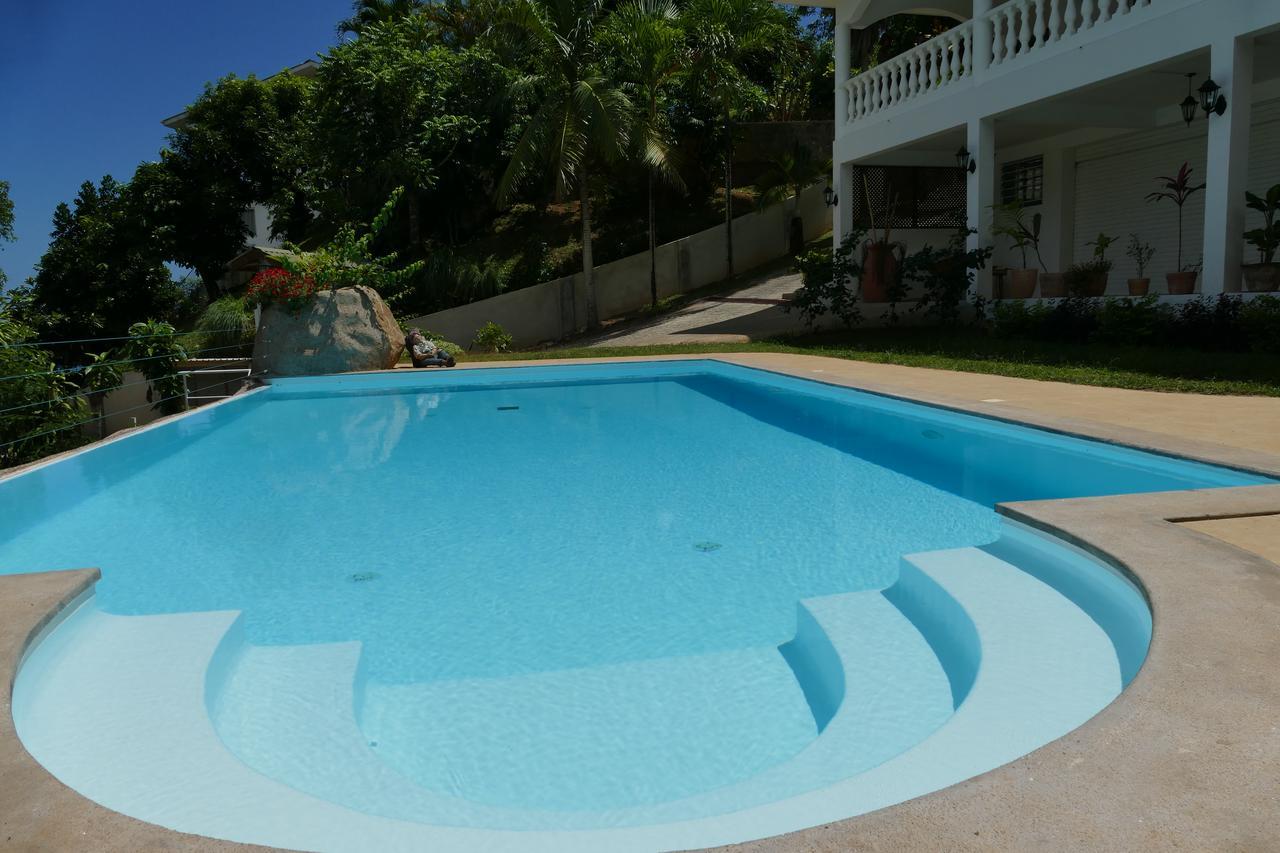Villa Karibu オー・カップ エクステリア 写真