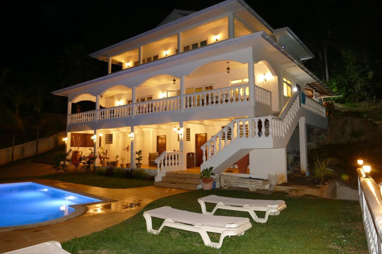 Villa Karibu オー・カップ エクステリア 写真