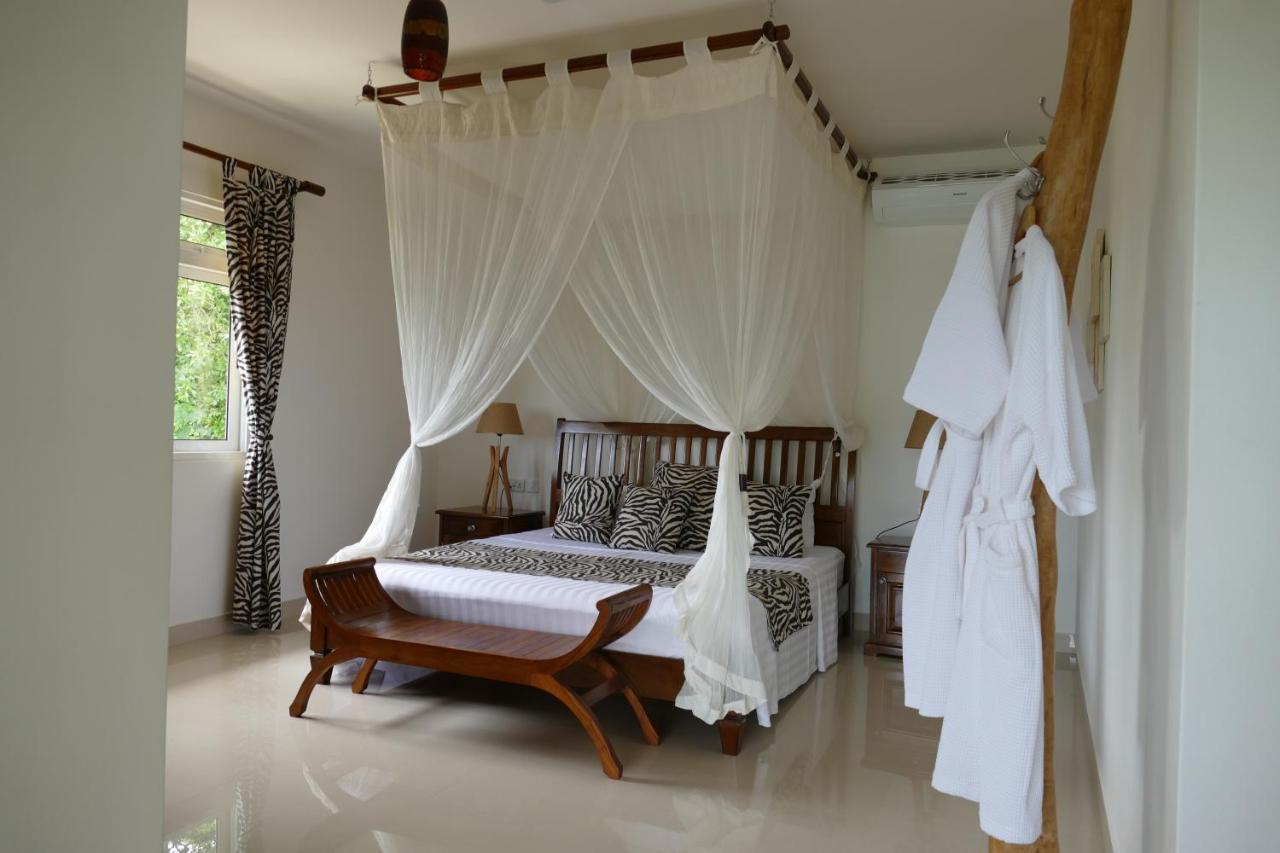 Villa Karibu オー・カップ エクステリア 写真