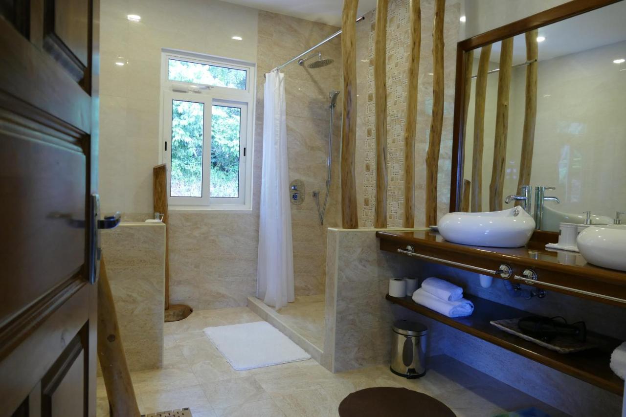 Villa Karibu オー・カップ エクステリア 写真