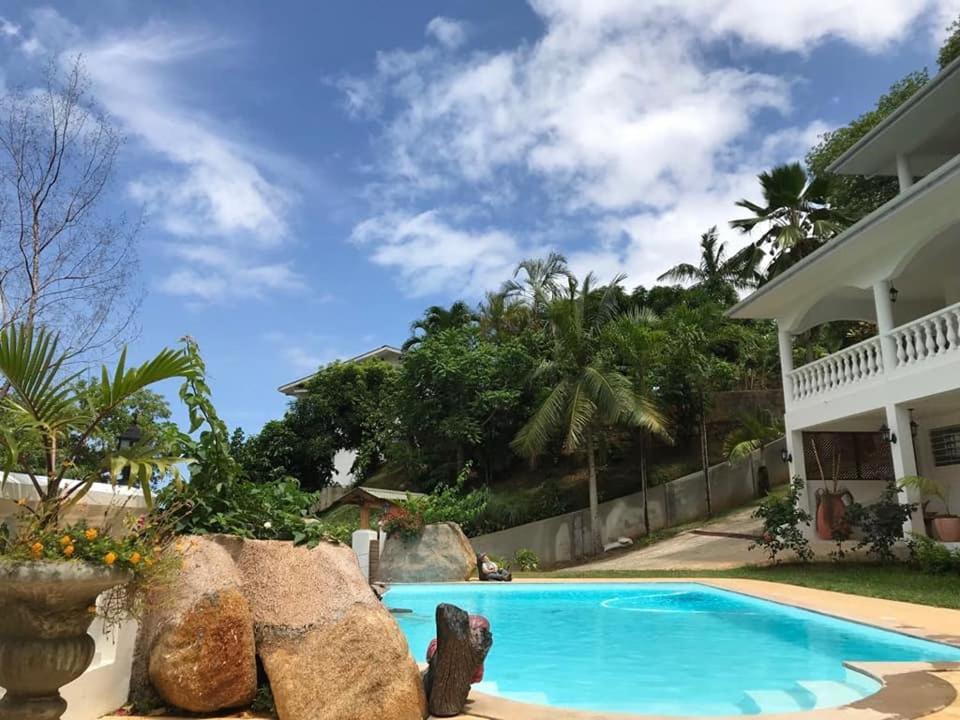 Villa Karibu オー・カップ エクステリア 写真